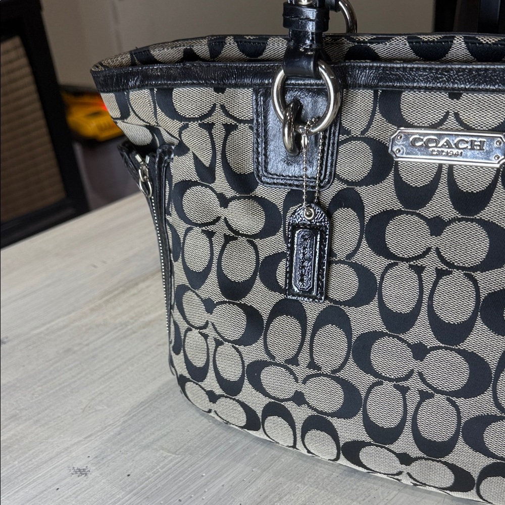 Coach Black and Tan Signature Tote - Picture 4 of 13